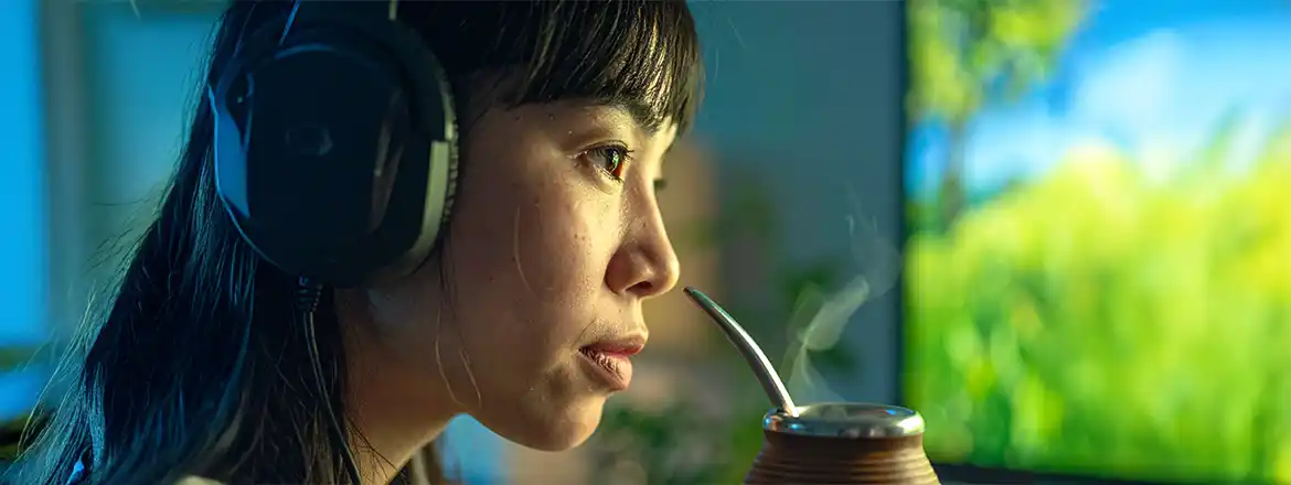 Působí yerba mate stimulačně? Zdravý přírodní energetický nápoj pro hráče