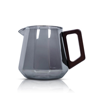 "Dárková sada Mary Rose: sypaný čaj + příslušenství k pití čaje "