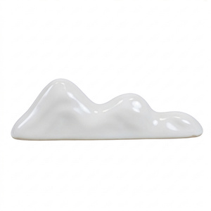 Chashaku-oki – Podstavec pod naběračku na matchu (bílá)