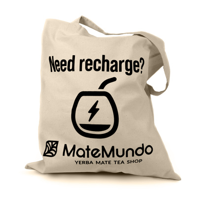 Bavlněná taška s logem MateMundo - „Need recharge?”