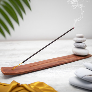 Sada vonných tyčinek a kadidelnice
